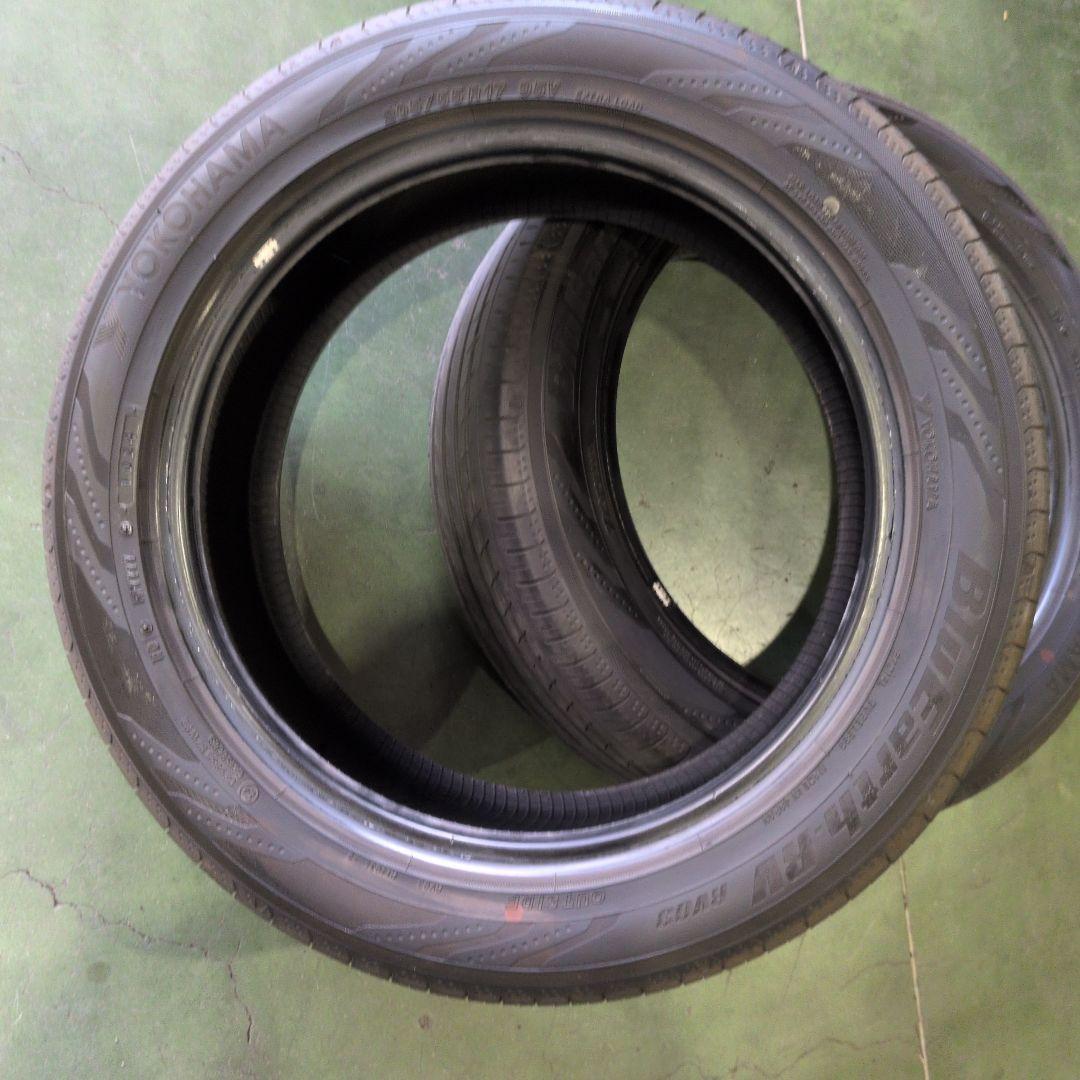 中古サマータイヤ　ヨコハマ　RV02 205/55R17 2本