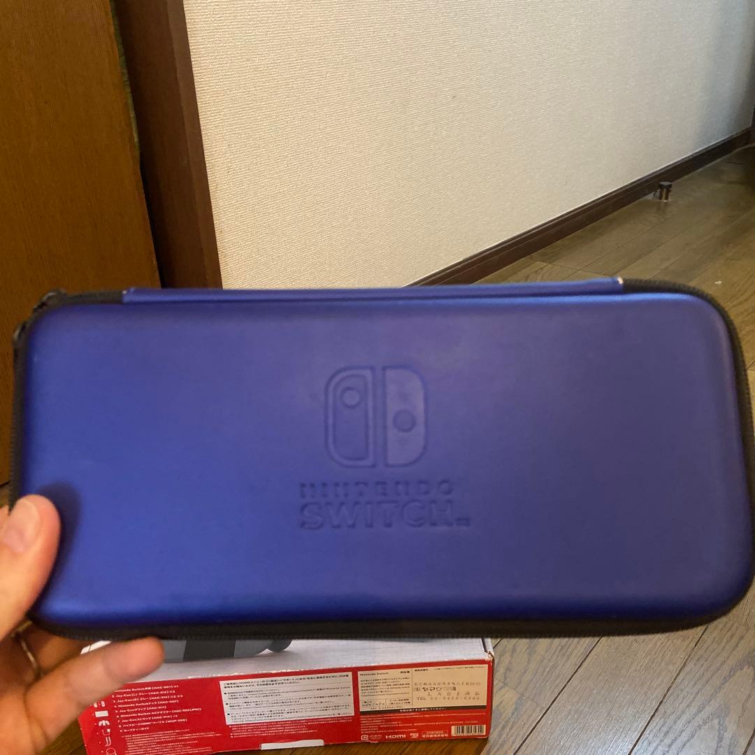 Nintendo Switchグレー 本体 充電ケーブル付き.スイッチケース付属