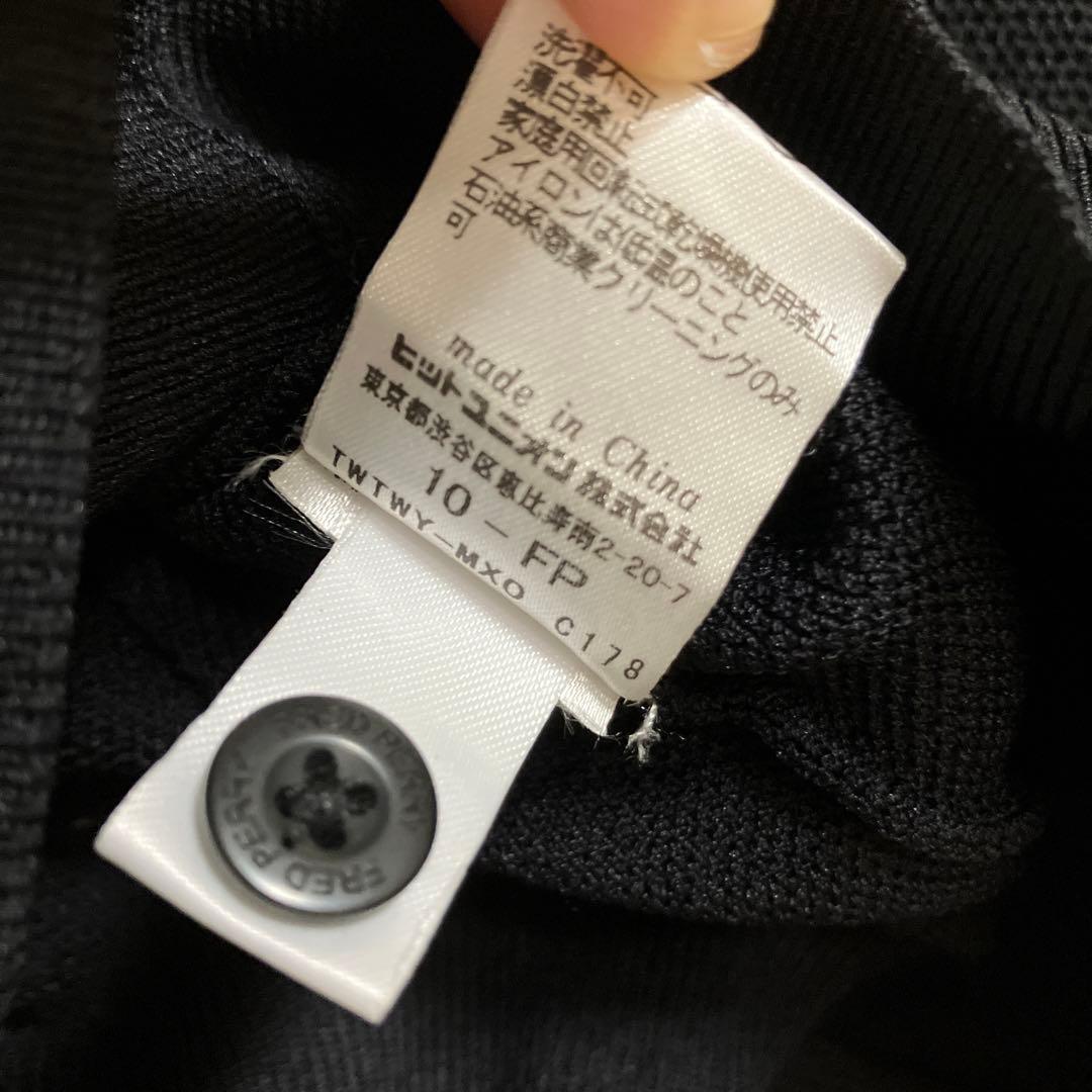 FRED PERRY × Ray BEAMS / 別注 Vネックカーディガン　黒