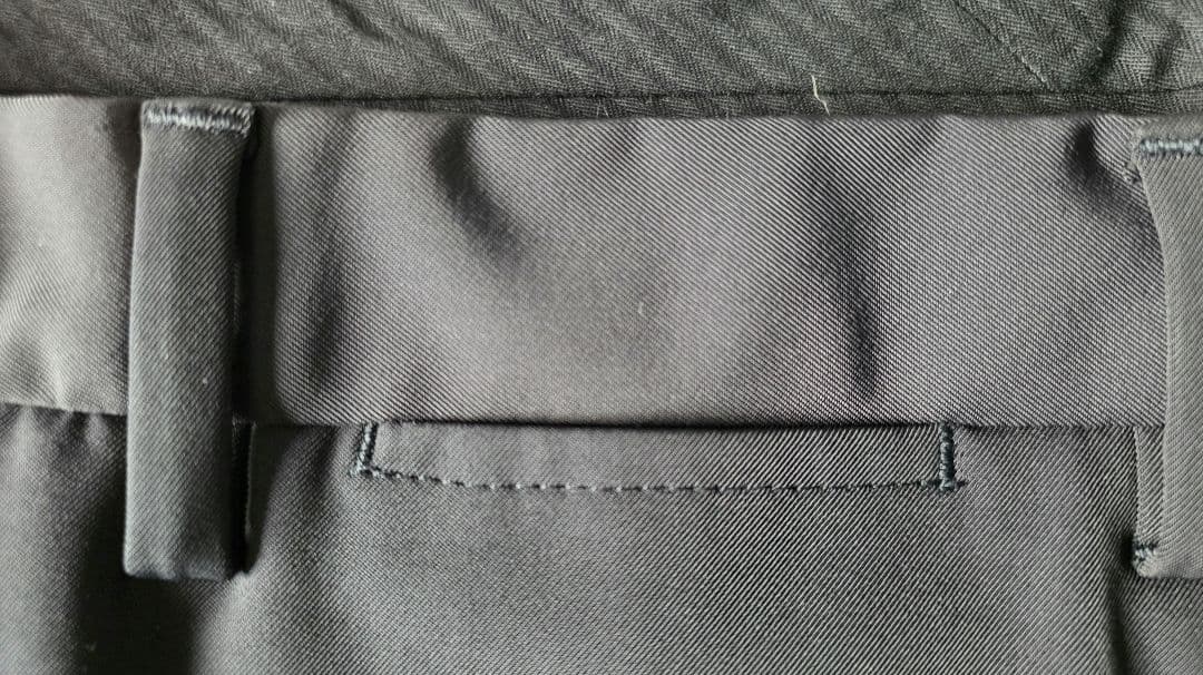 プラダ　スーツ　 ジャケット、パンツ