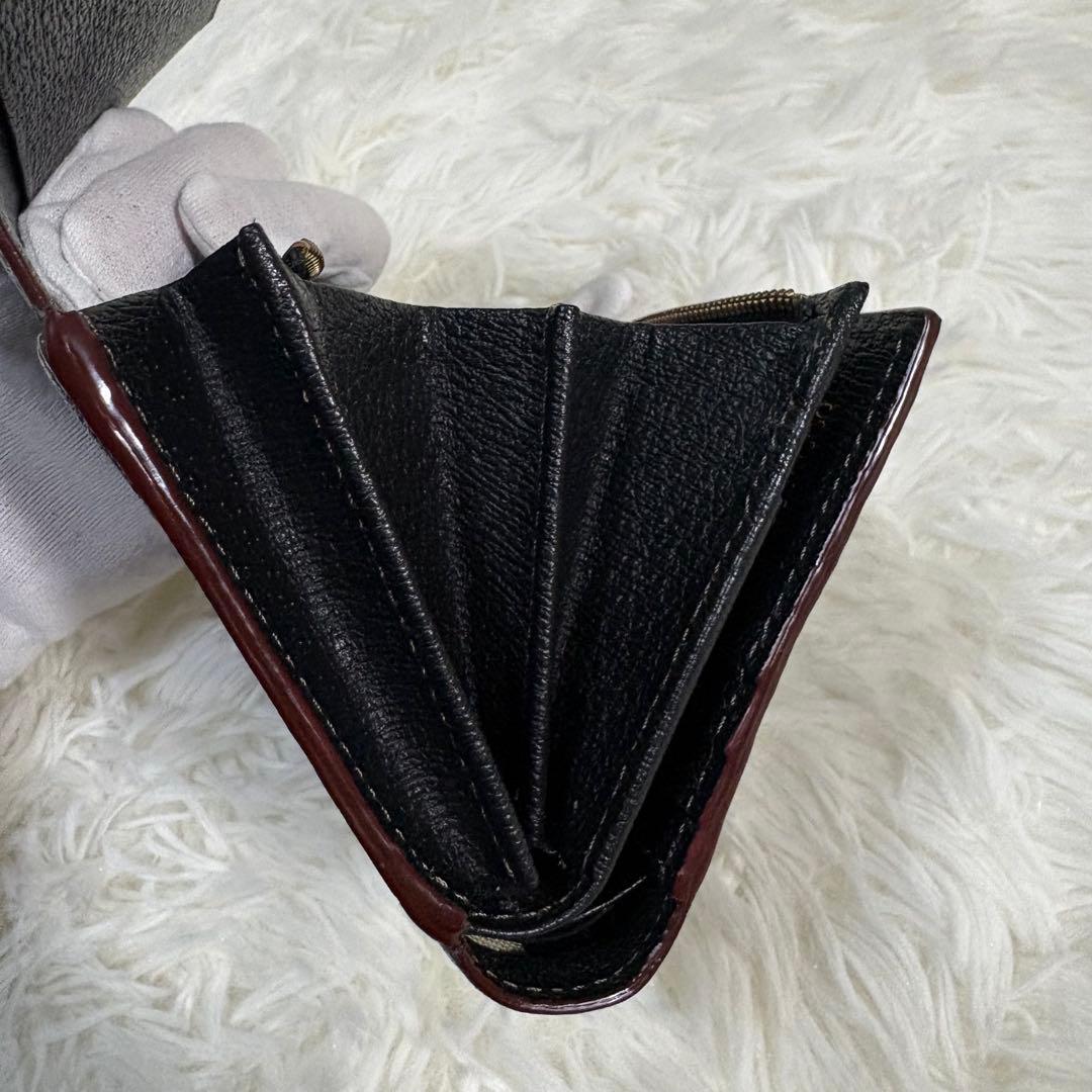 美品 ヴィヴィアンウエストウッド 三つ折りEXECUTIVE ビッグオーブ 黒