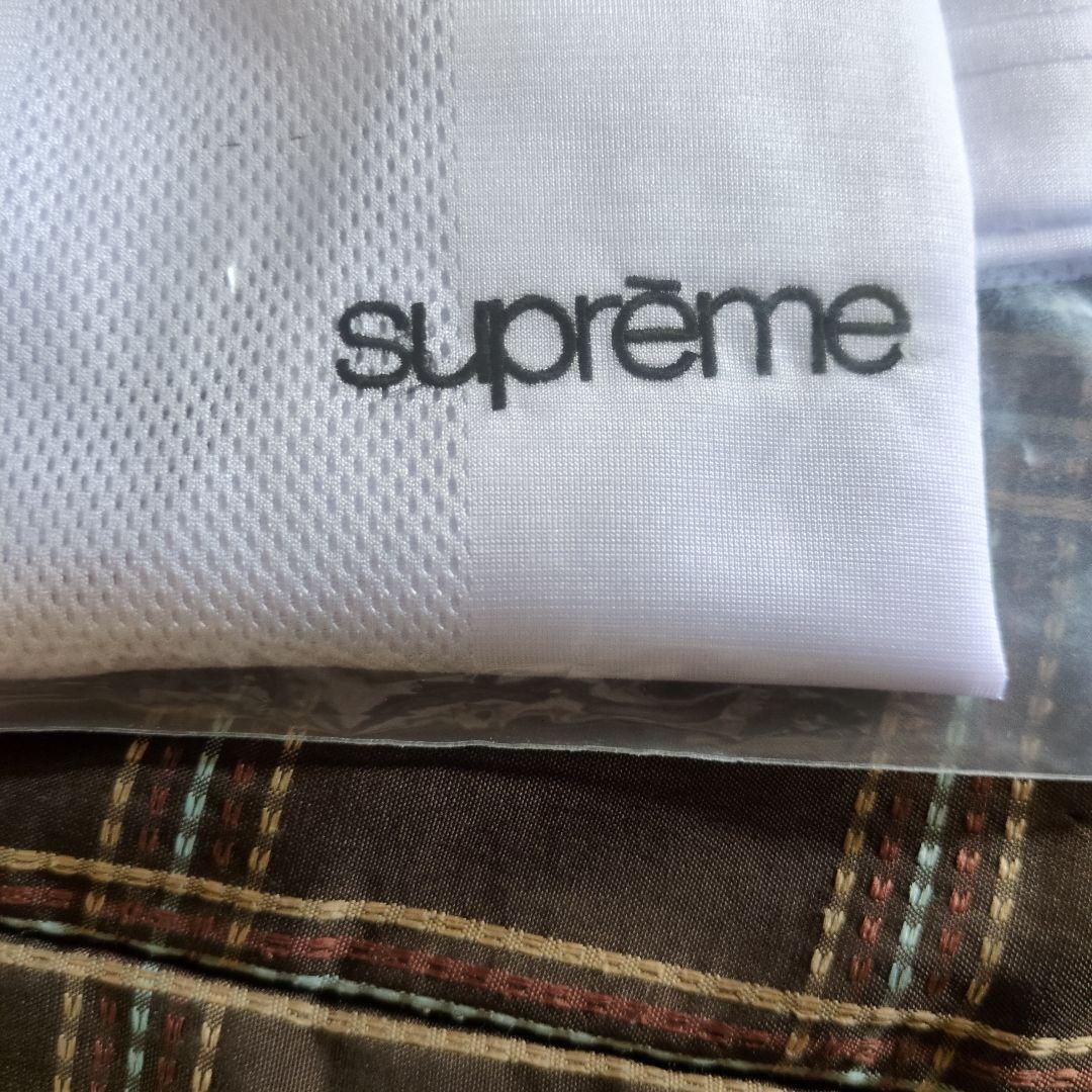Supremeメッシュタンクトップ