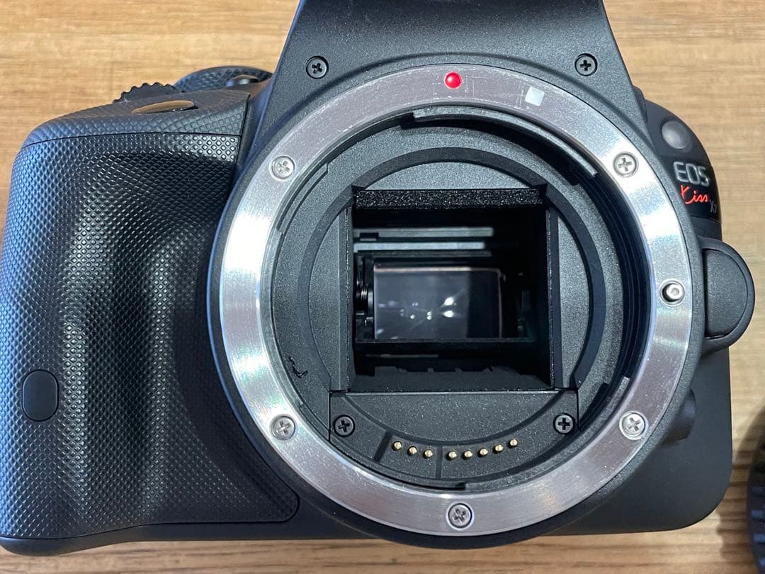 Canon EOS KISS X7 単焦点レンズ2本付き