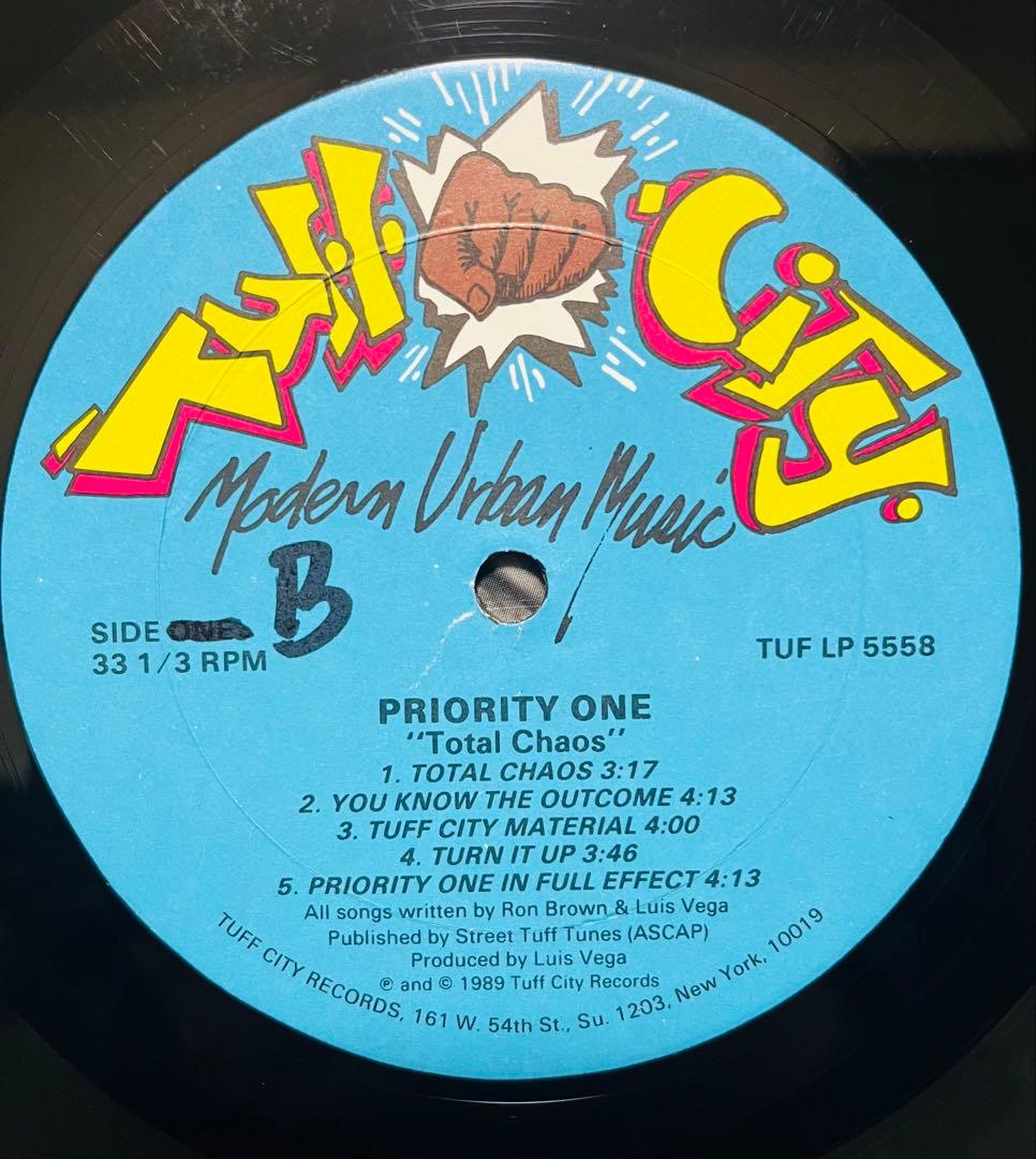 ミドル名盤 Priority One ‎– Total Chaos 45King