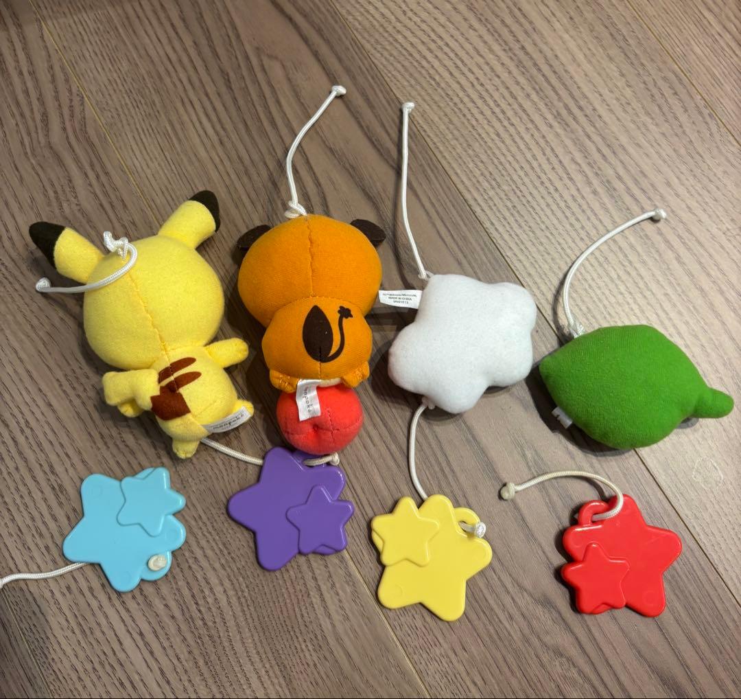 モンポケ　7ステップメリージム　ピカチュウ
