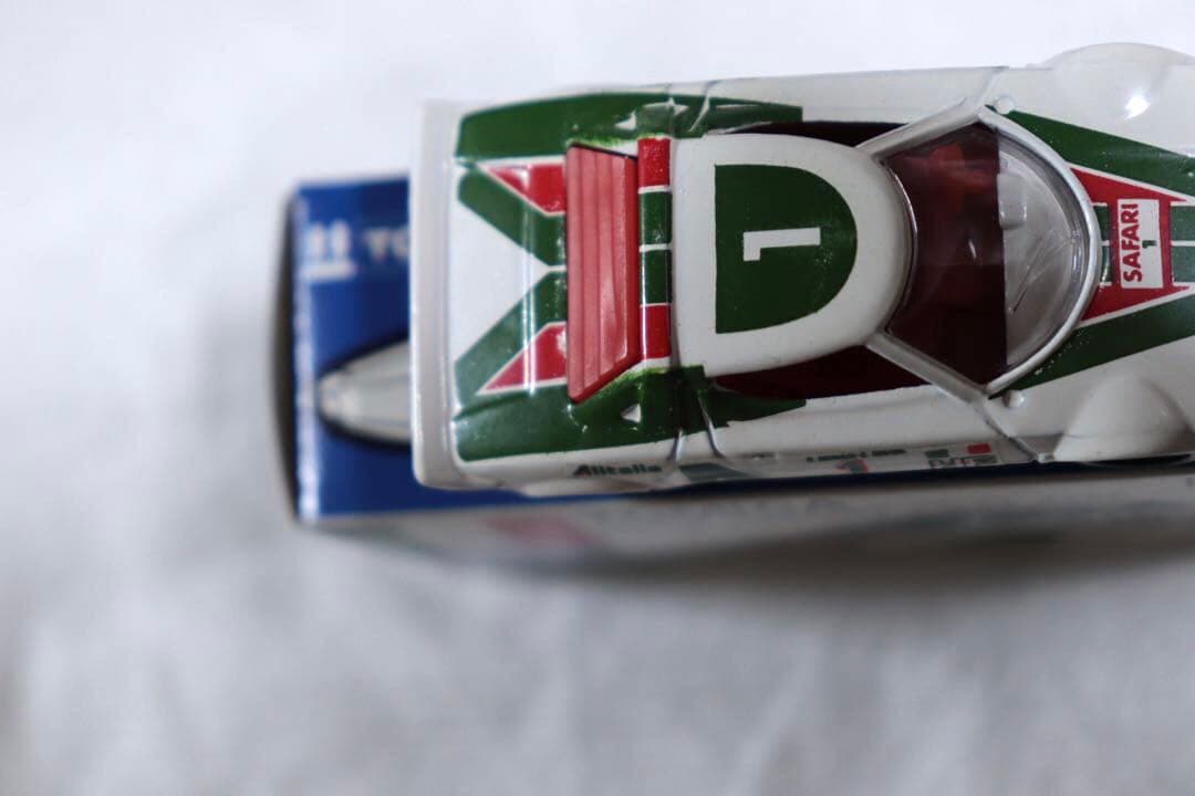 日本製　トミカ　ランチア　ストラトス　ラリータイプ　F19