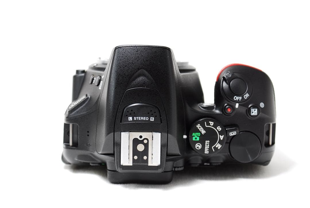 新品級 Nikon D5500 Wi-Fi搭載 スマホ転送 ショット数5270回