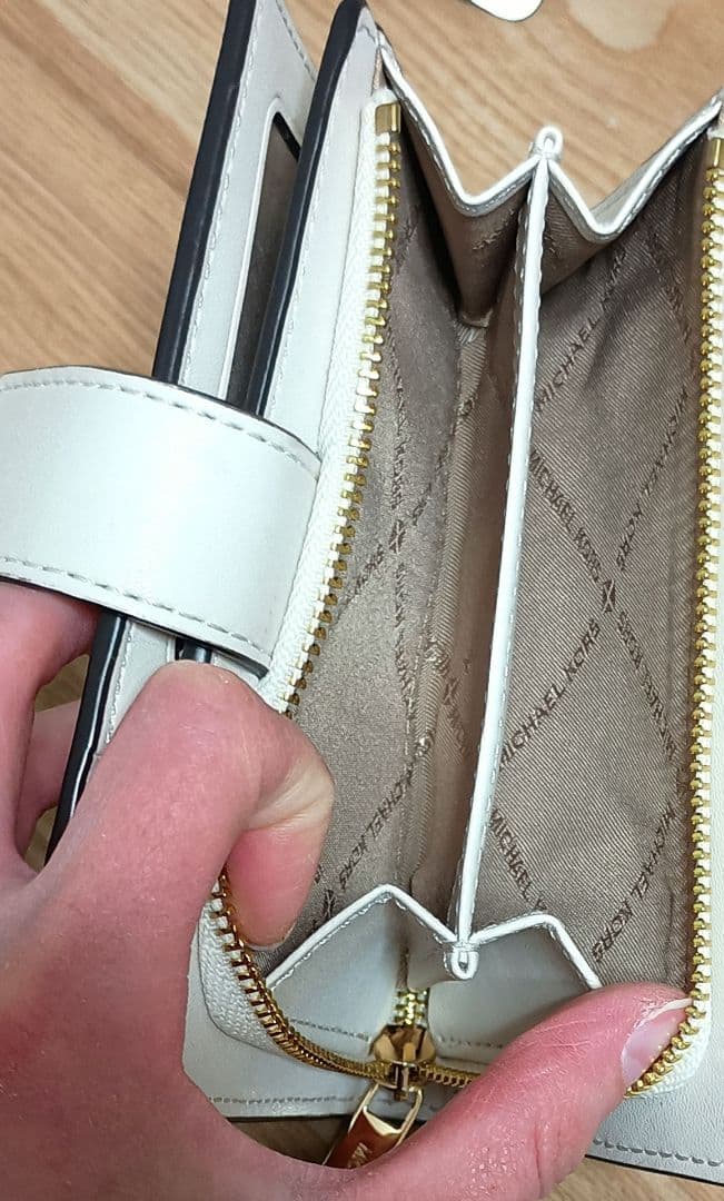 MICHAEL KORS 二つ折り財布 ベージュ/ホワイト