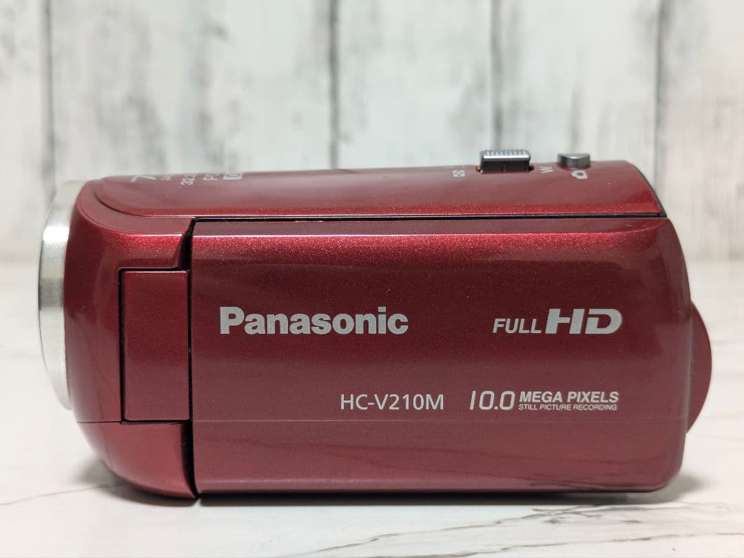 Panasonic　HC-V210M　レッド
