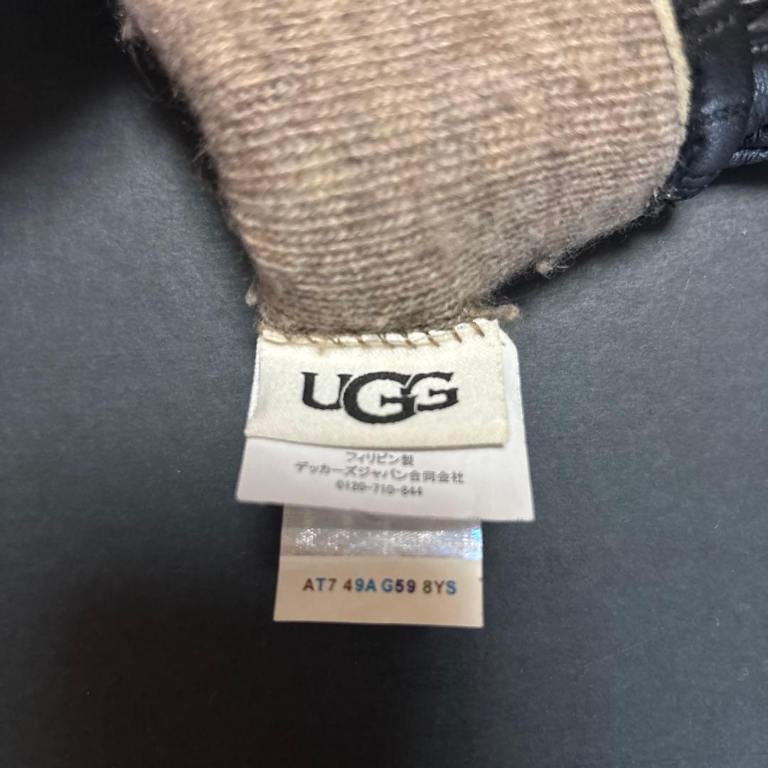 UGG レザーキルテッドロゴグローブ　M/M