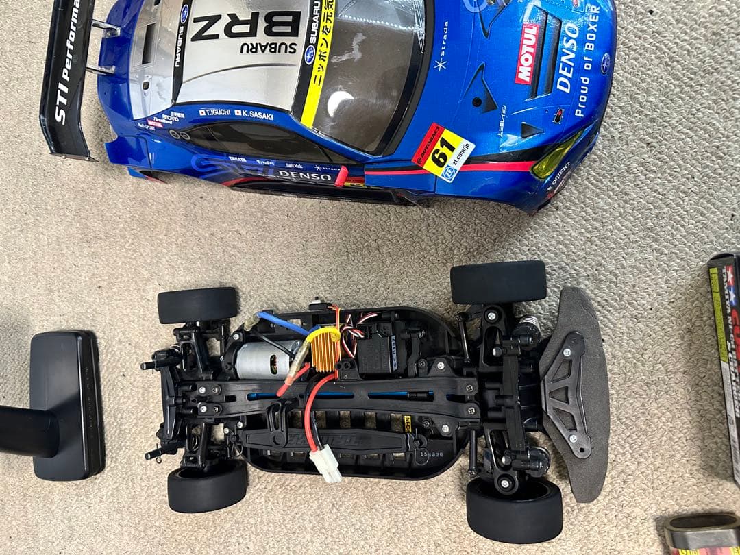 タミヤTT-01 type-Eラジコン2台フルセットBRZ、ヤリス