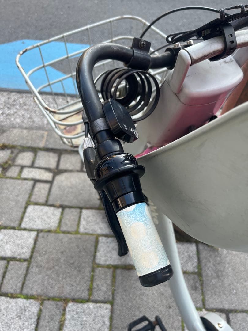 ビッケ　電動アシスト自転車 チャイルドシート2つ付き　※引き取り専用です！