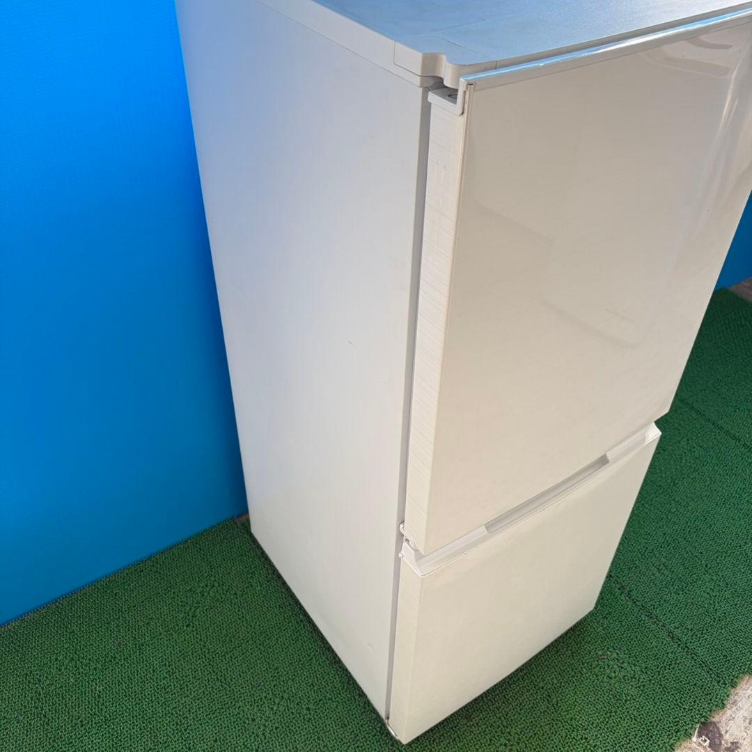 760 SHARP　付け替えどっちもドア　冷蔵庫　100L強　小型　一人暮らし