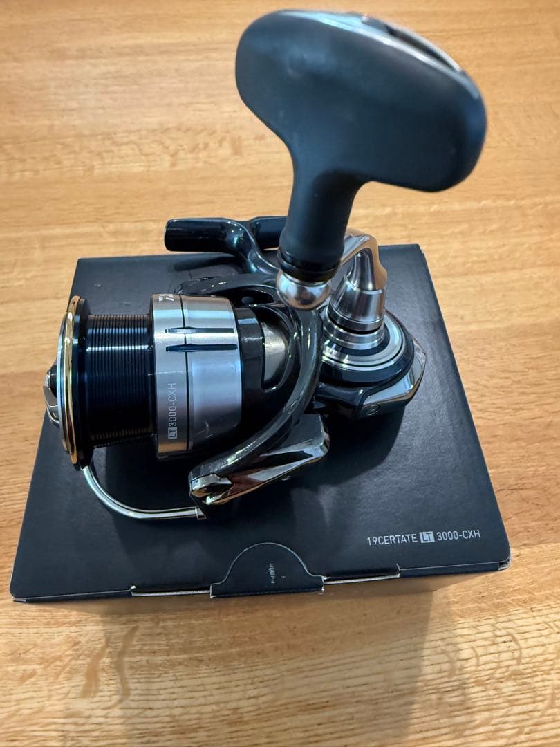 Daiwa 19 CERTATE 3000-CXH スピニングリール