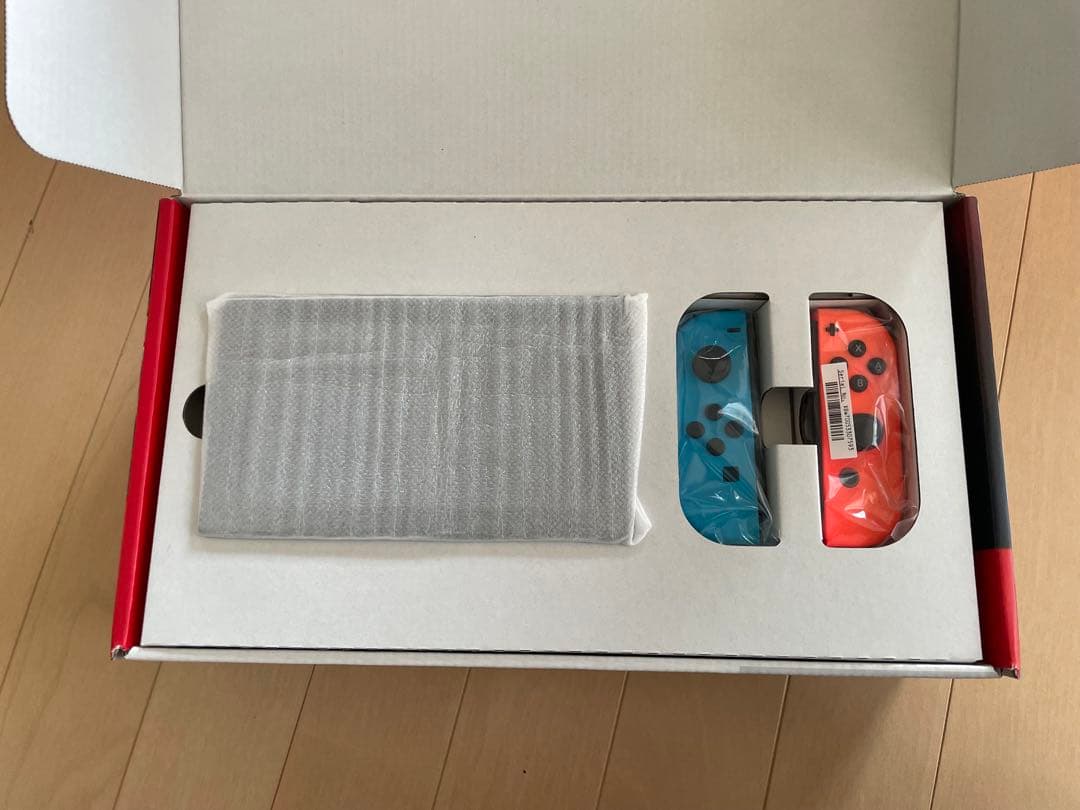 Nintendo Switch 本体 桃鉄　マリオカート8