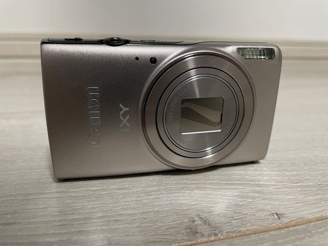 【週末値下げ】Canon IXY650 コンパクトデジタルカメラ　IXY 650