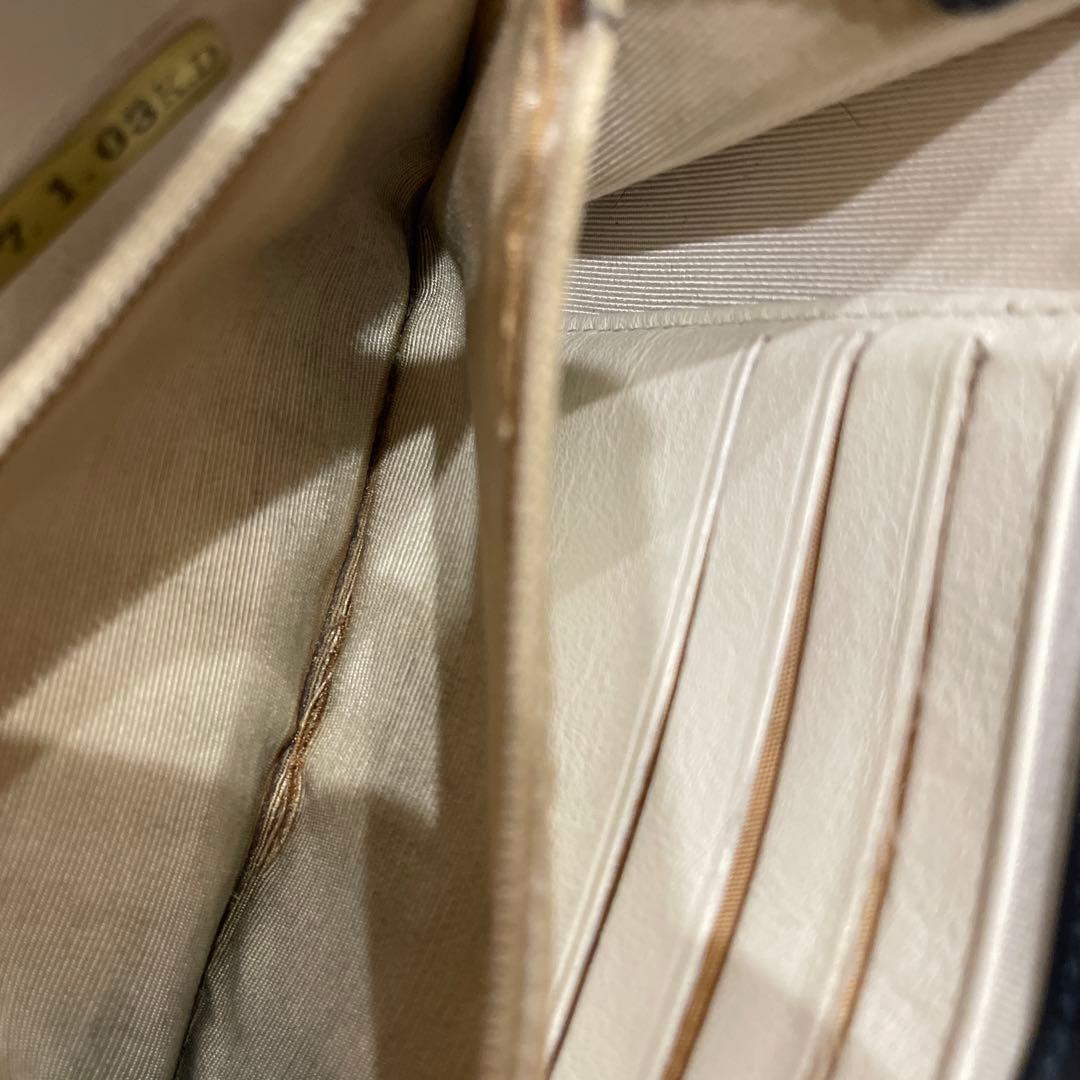 CHANEL シャネル　折り財布