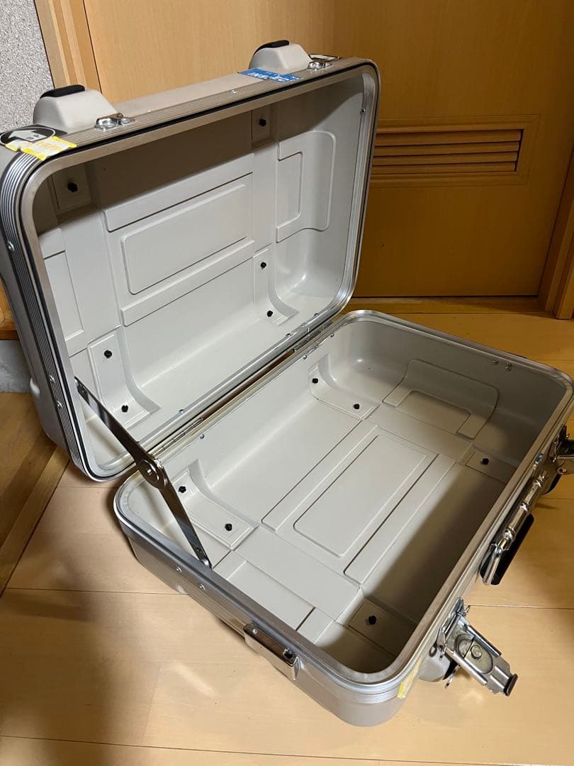 PROTEX プロテックス　カメラケース　スーツケース　ライトグレー　中古品