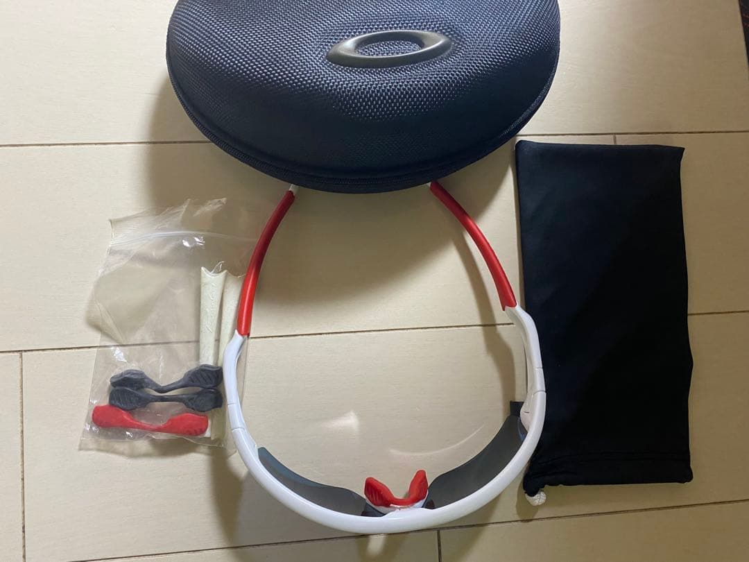 【美品】 OAKLEY RADARLOCK レーダーロック（ホワイト×レッド）