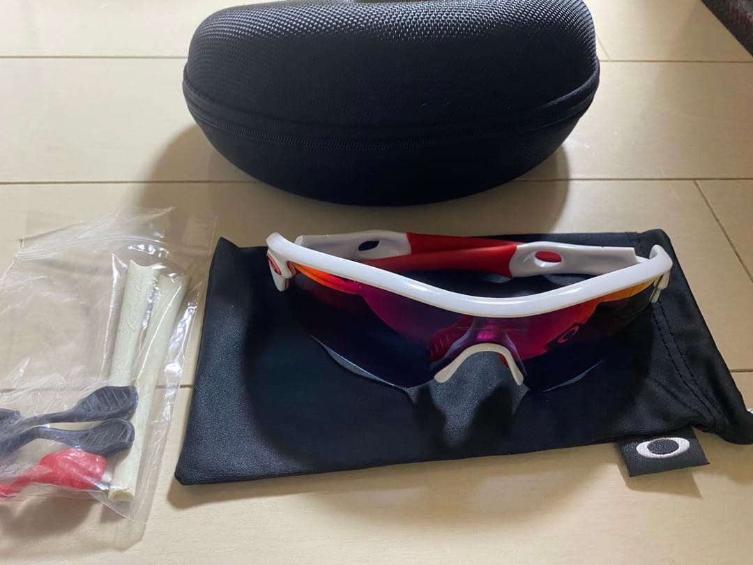 【美品】 OAKLEY RADARLOCK レーダーロック（ホワイト×レッド）