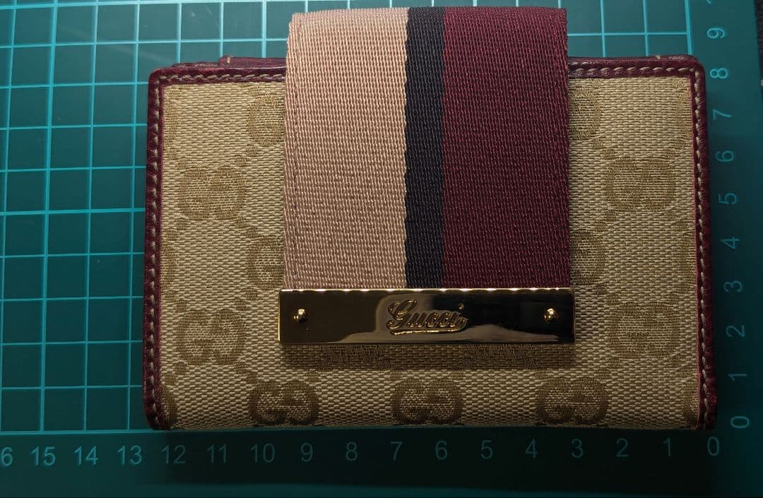 GUCCI グッチ 二つ折り 財布 GGキャンバス シェリーライン