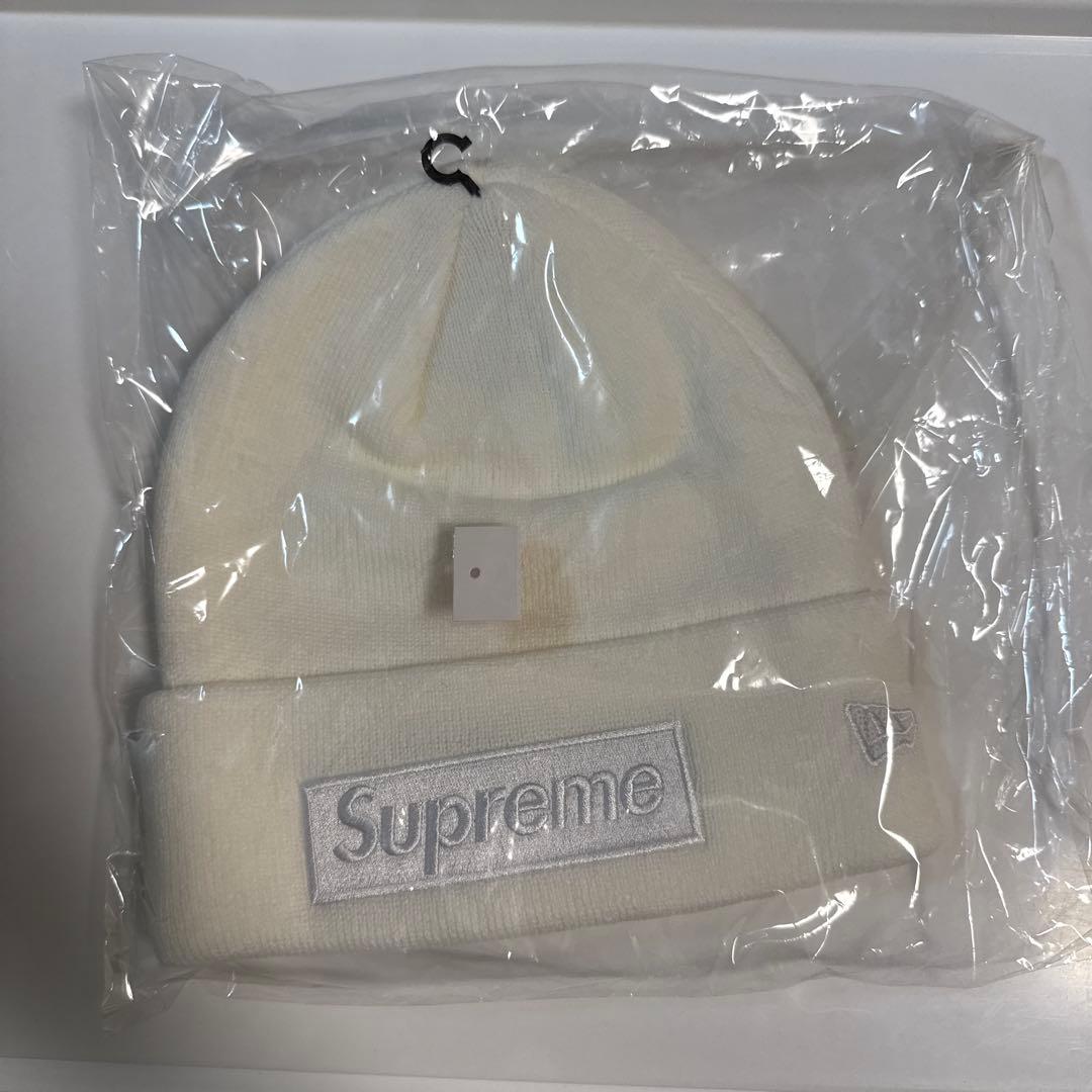 New Era® Box Logo Beanie White 白