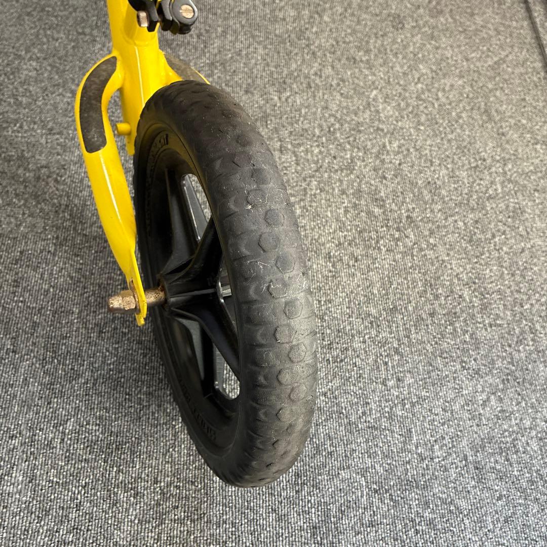 ストライダー　 STRIDER 12インチ　イエロー st-j4