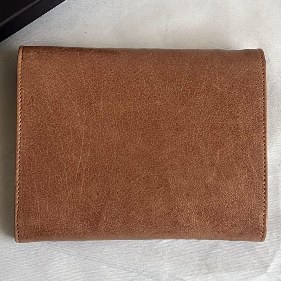 未使用級✨　PRADA 折り財布　財布　レザー　　ブラウンベージュ系