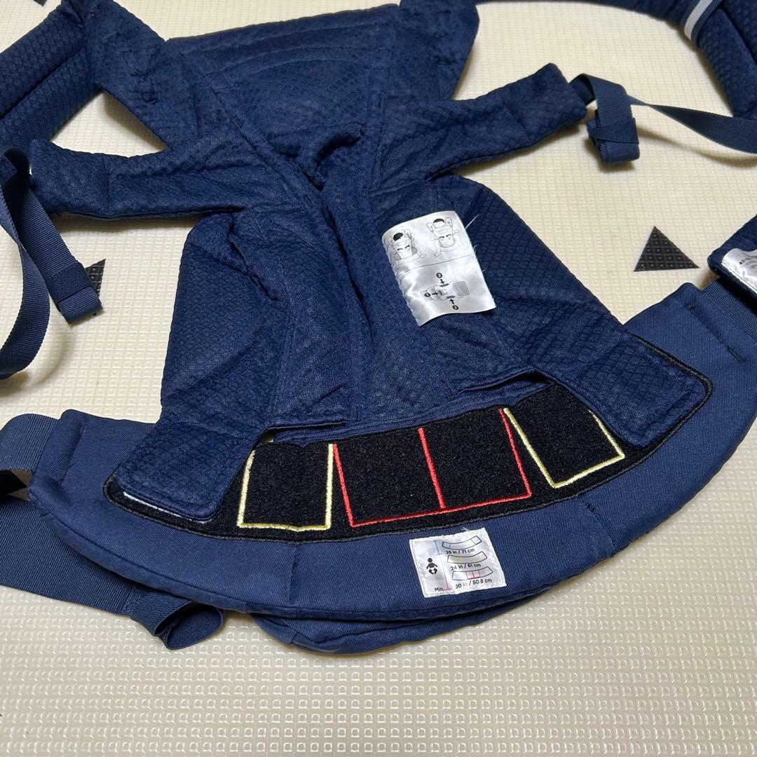 【美品】エルゴベビー オムニ ブリーズ ポーチ付 ミッドナイトブルー
