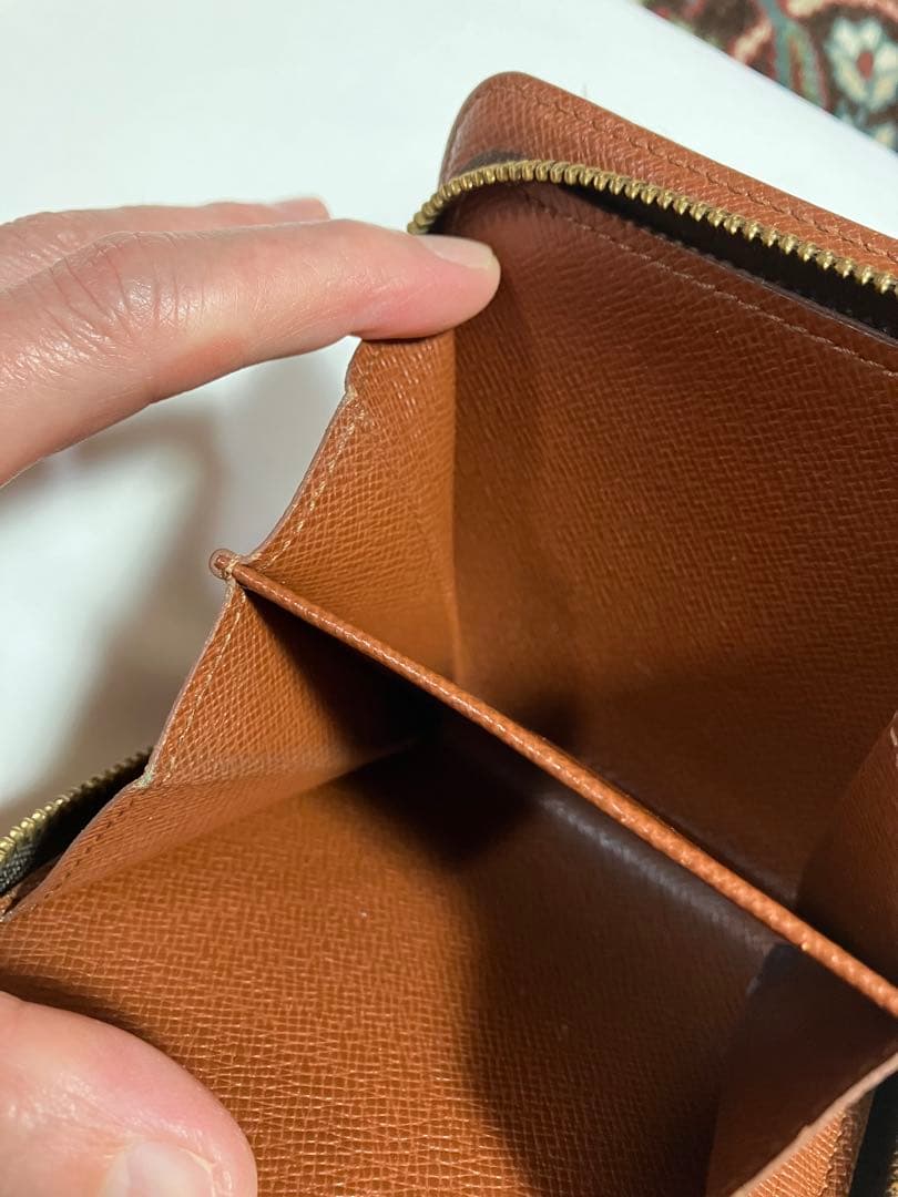 LOUISVUITTON ルイヴィトン モノグラム 二つ折り財布