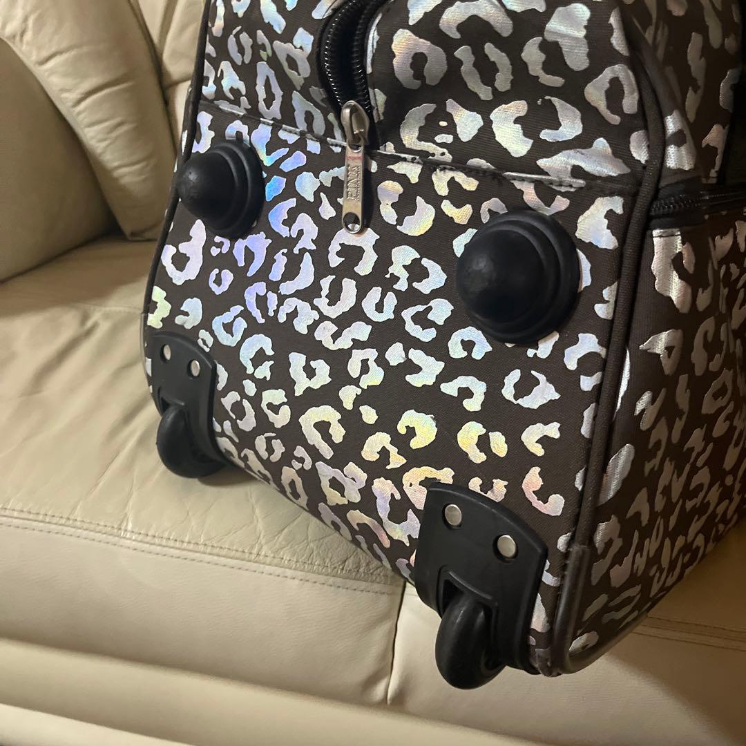 ヒョウ柄ボストンバッグ 中型　ヴィクトリア　シークレット　ピンク