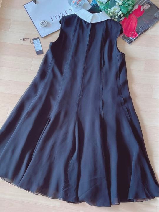 新品同様！FOXEYドレス フリージアワンピース　40 Rene フォクシー