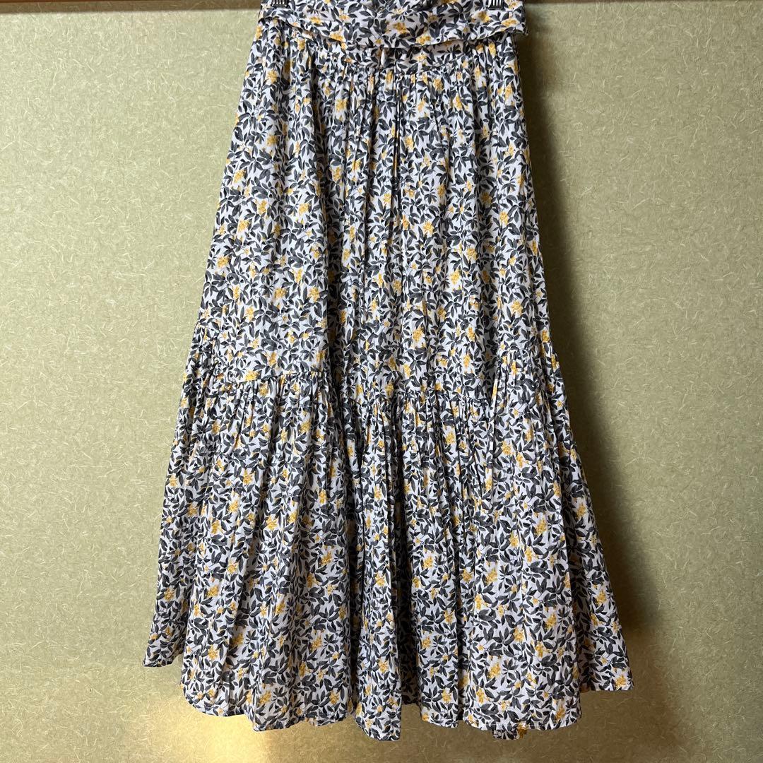 ★大人気完売品！格安！OBLI サイドリボンコットンフラワースカート