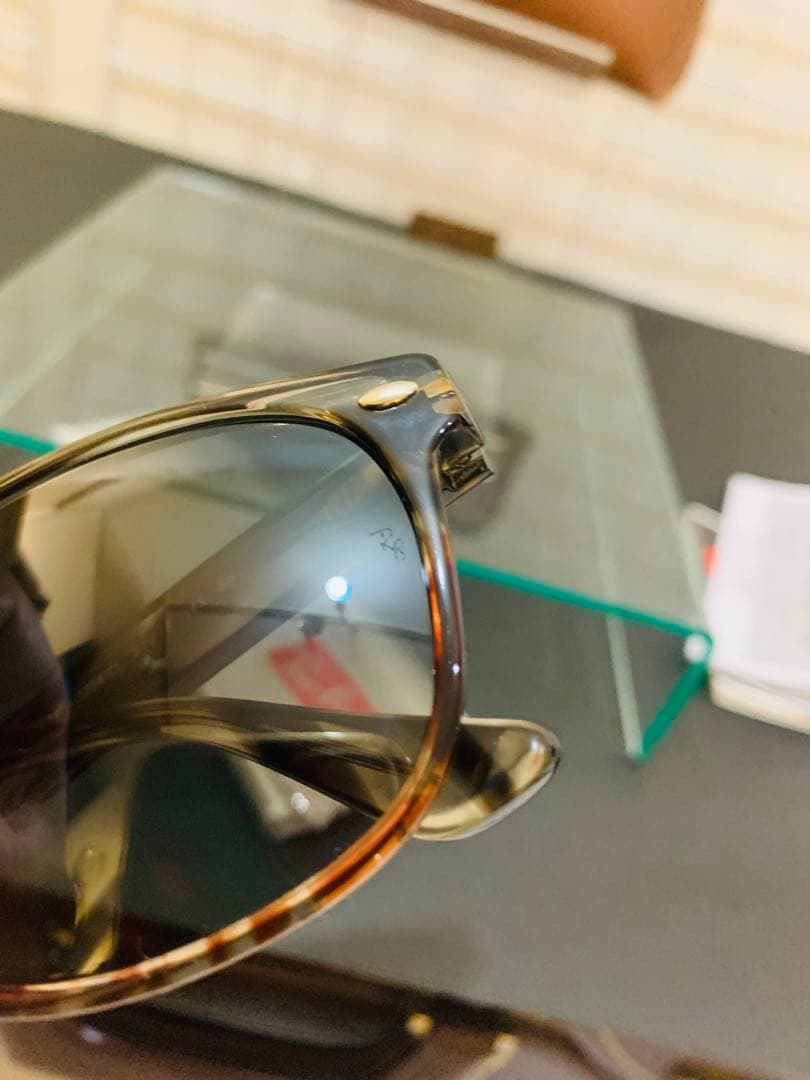 【未使用に近い極美品】 Ray-Ban レイバン サングラス　レンズグレー系