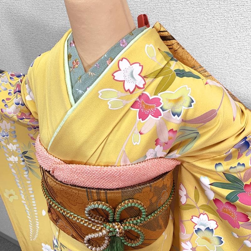 504z21〇作家物 友禅 中振袖 花車 牡丹 藤 黄色〇美品 成人式 結婚式