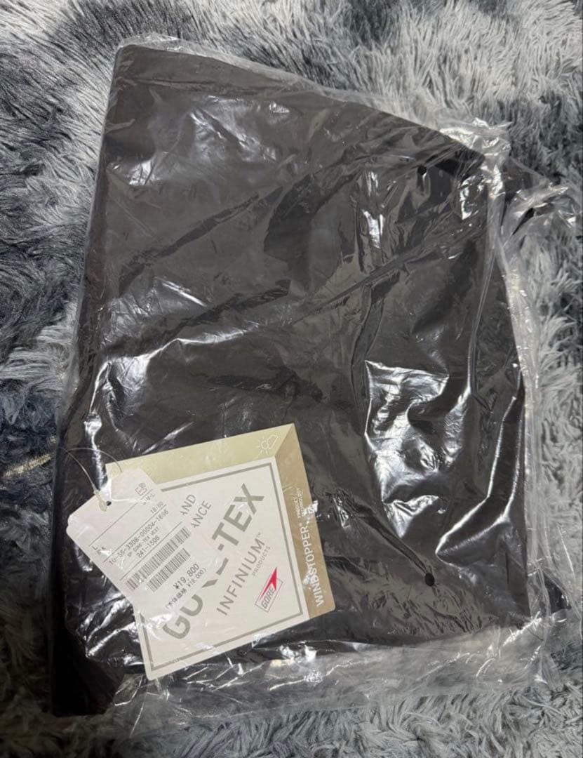 新品未開封　Lサイズ　+phenix GORE-TEX ベスト　ブラック