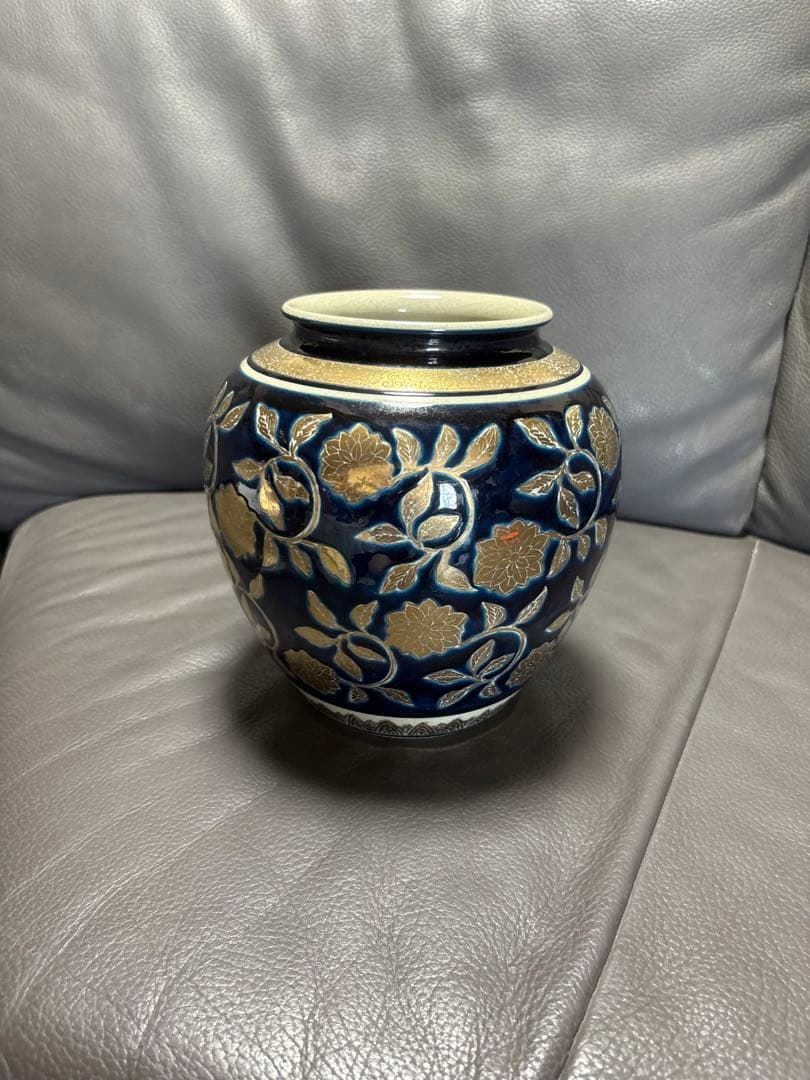 花瓶　置物