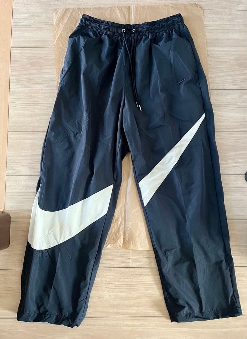 【新品・タグ付き】NIKE セットアップ　ウーブンジャケット　ウーブンパンツ