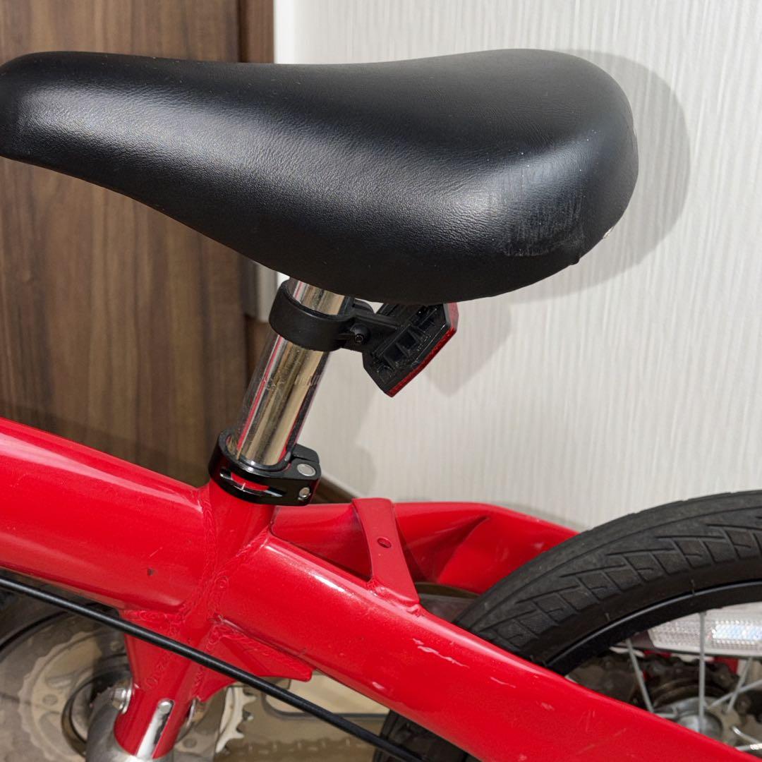 Henshin 変身バイク 14インチ ペダル付き　赤