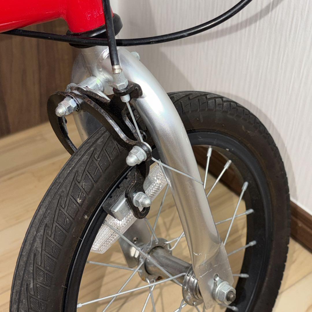 Henshin 変身バイク 14インチ ペダル付き　赤