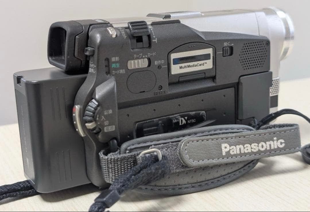 Panasonic パナソニックNV-DS200 minidv