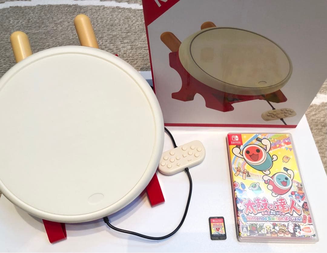 太鼓の達人　Nintendo Switchば〜じょん！ 太鼓とバチ付き