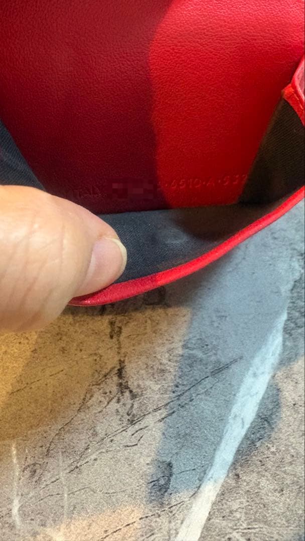 美品　BALENCIAGA 三つ折り財布 レッド