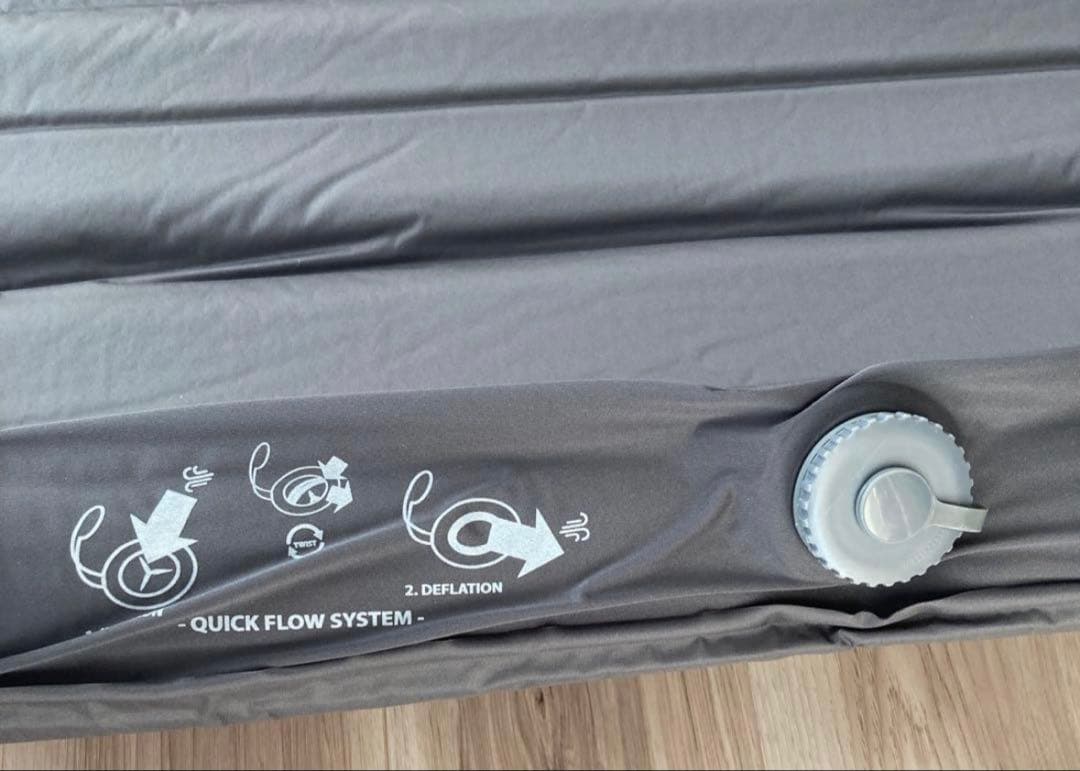 Coleman インフレーターマット