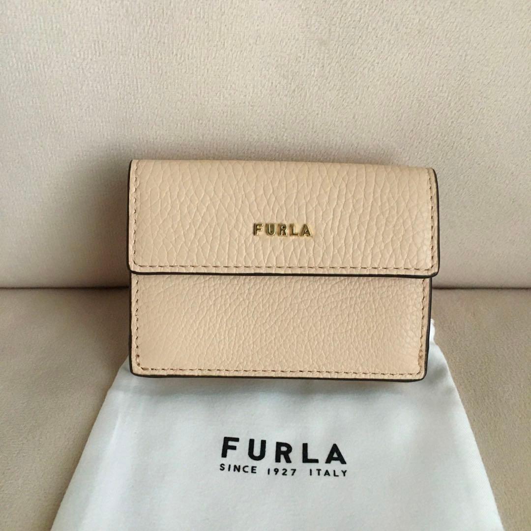 新品　FURLA フルラ　定価22,000円　バビロン　三つ折り　財布　ベージュ