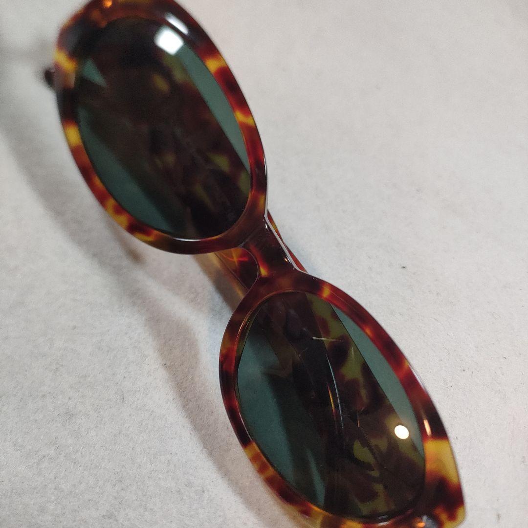 751 GUCCI　グッチ　サングラス　度無 GG2196/S