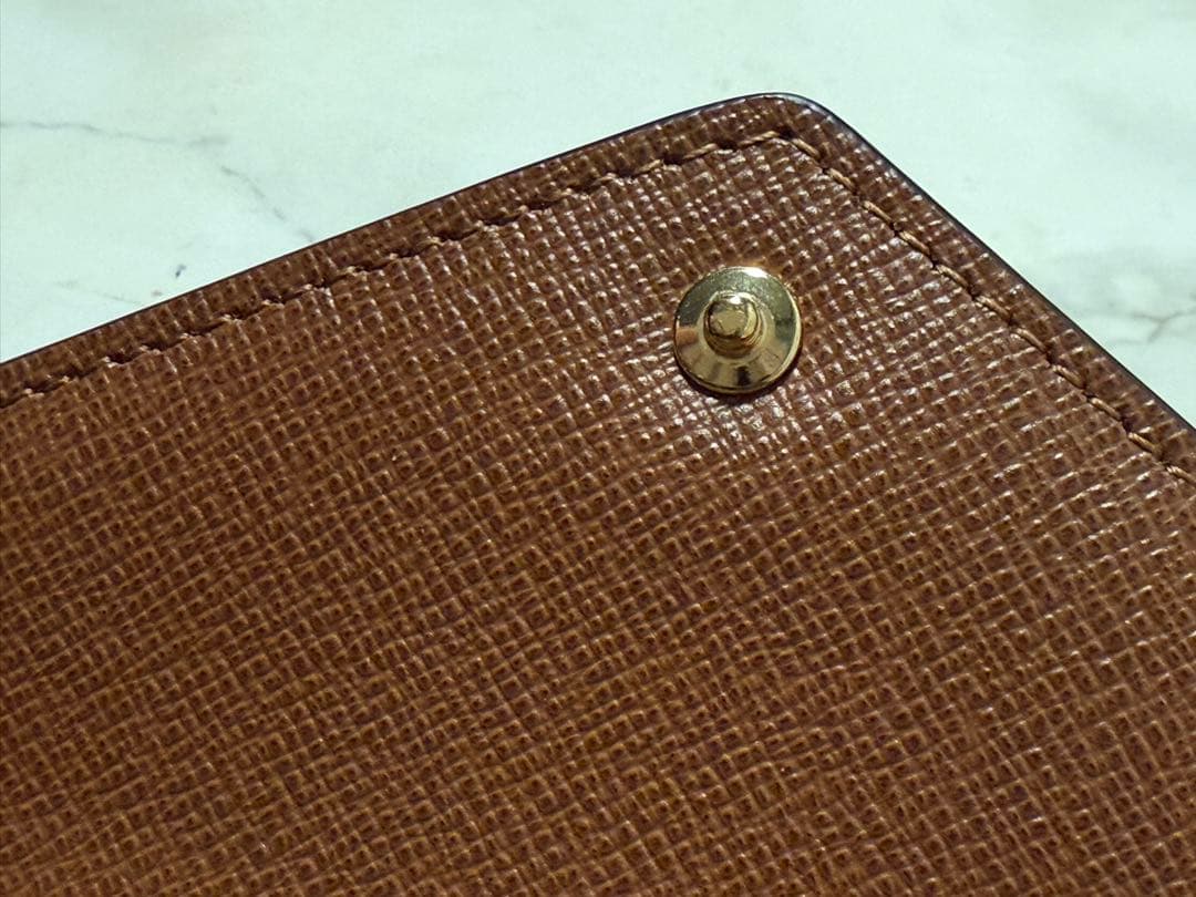 ルイ・ビトン ポルトフォイユ・ヴィクトリーヌ モノグラム
