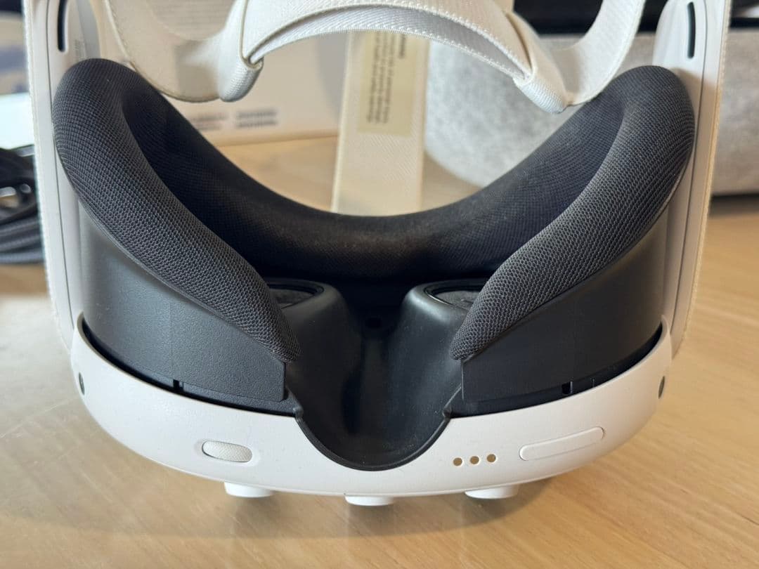  Quest 3 VRヘッドセット 128GB ケース付き