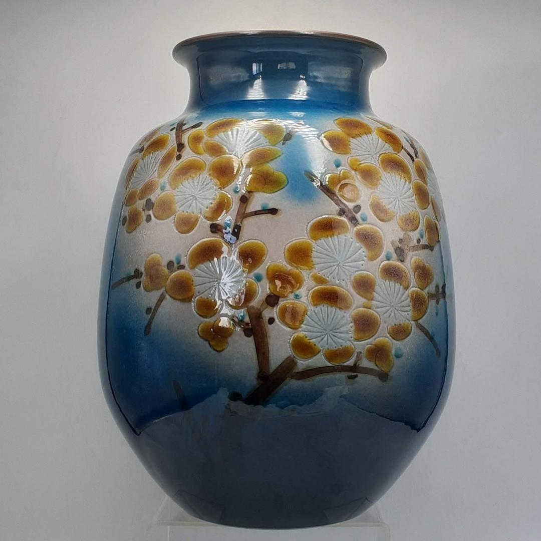 伝統工芸　九谷焼　名工　大田健次郎作　金彩　梅　31ｃｍ　10号　花器　花瓶