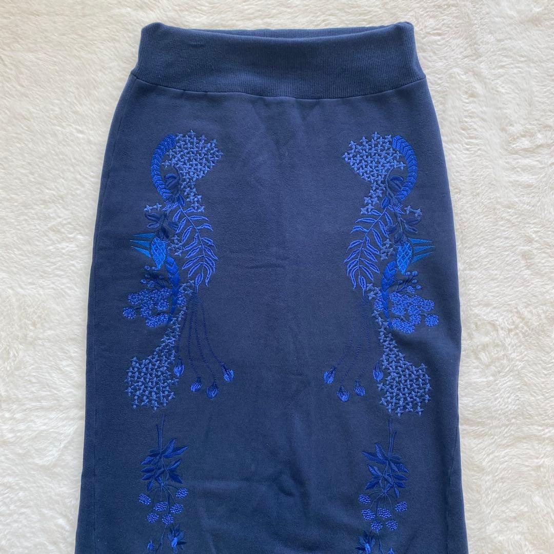 Mame Kurogouchi マメクロゴウチ 刺繍 花柄 フラワー スカート